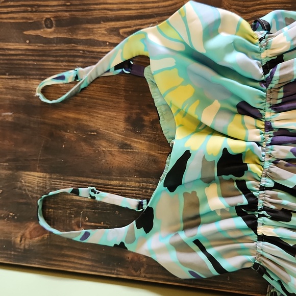 Summer dress - Picture 2 of 3